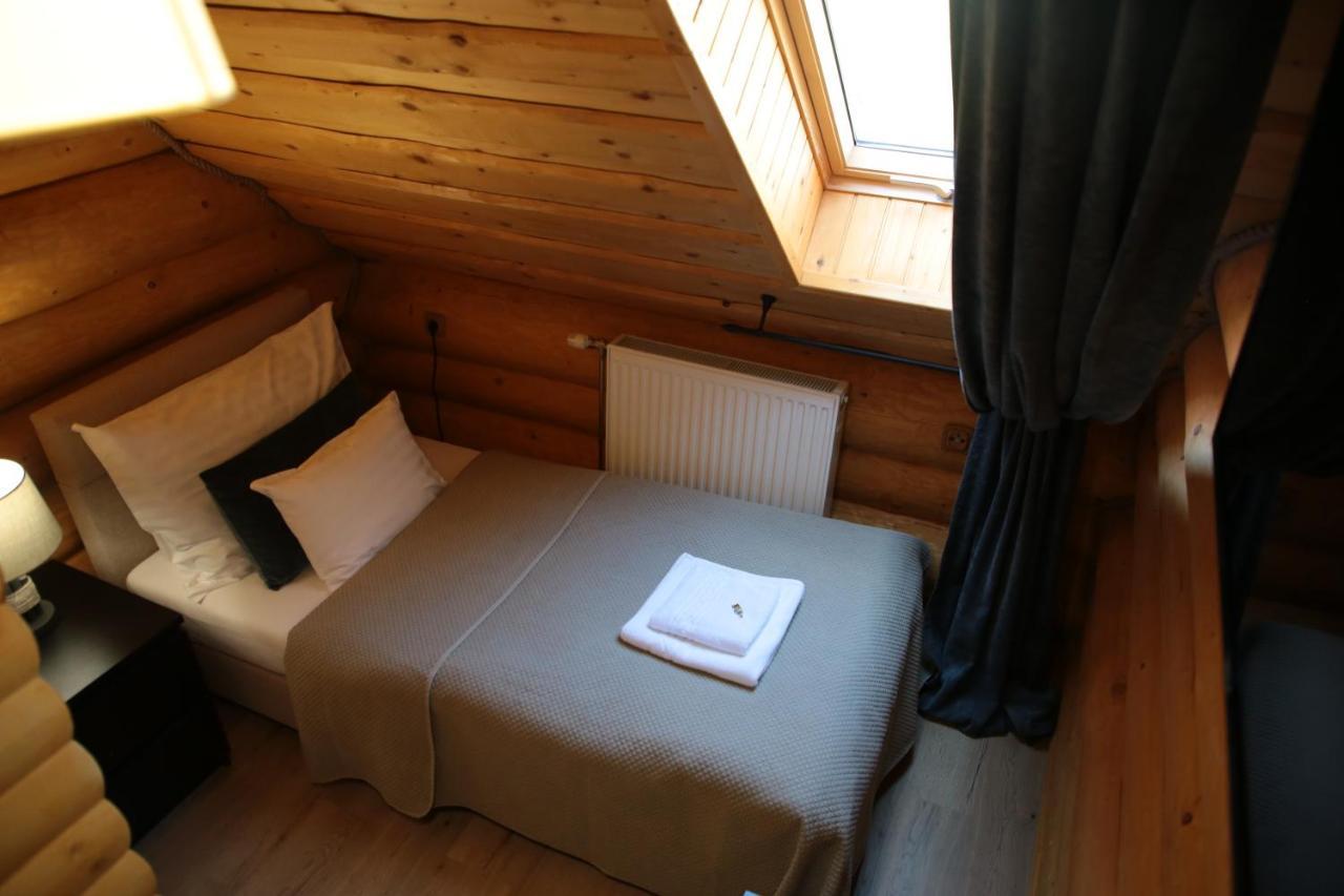 Szekelyfoeld Fogado Hotel Borzont Ngoại thất bức ảnh
