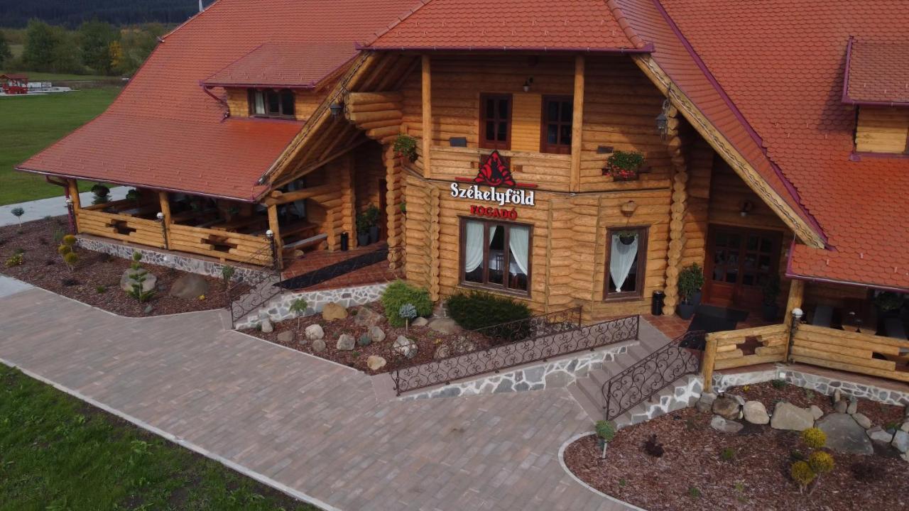 Szekelyfoeld Fogado Hotel Borzont Ngoại thất bức ảnh